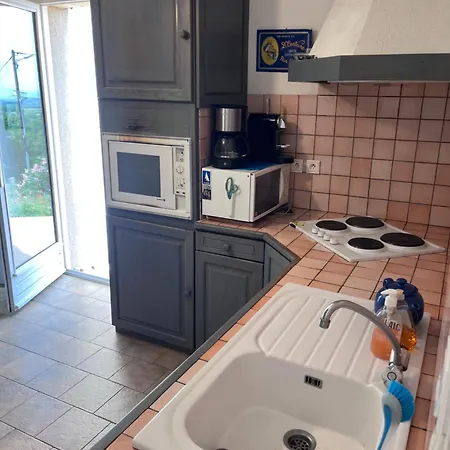 Vila Grande Maison Avec Piscine De 12 Pers En Ardeche