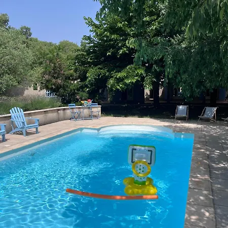 Grande Maison Avec Piscine De 12 Pers En Ardeche Vila *