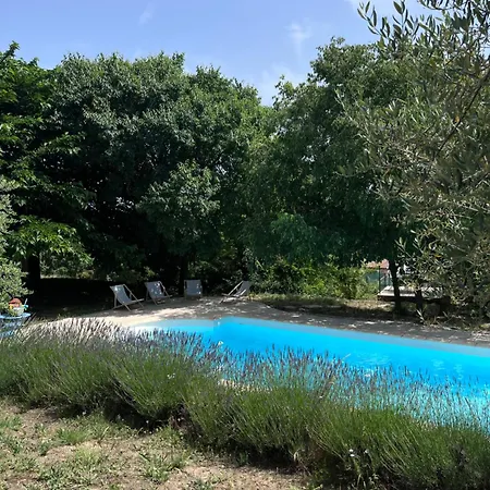 Grande Maison Avec Piscine De 12 Pers En Ardeche