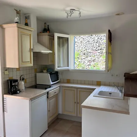 Vila Grande Maison Avec Piscine De 12 Pers En Ardeche
